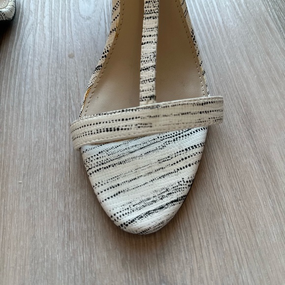 Calvin Klein T-Strap heels zebra/snake - Picture 5 of 7